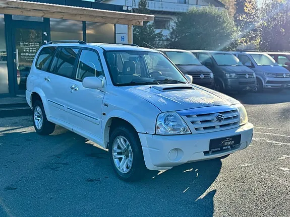 Suzuki Grand Vitara 2004 photo 3