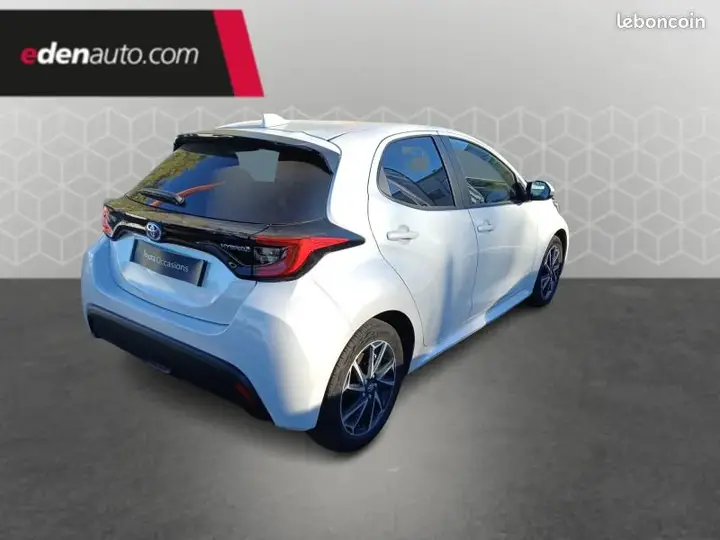 Toyota Yaris 2023 photo 5