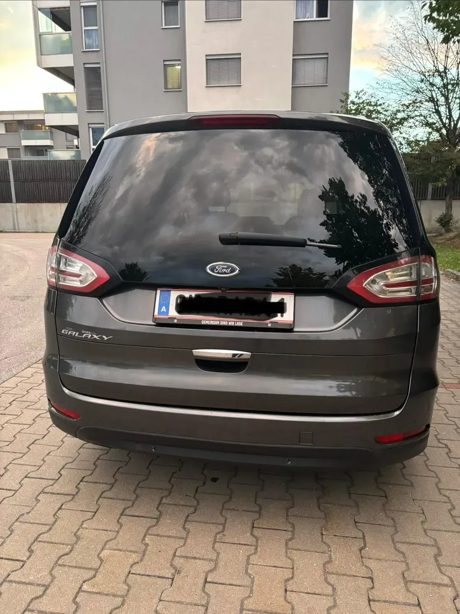 Ford Galaxy 2019 photo 3