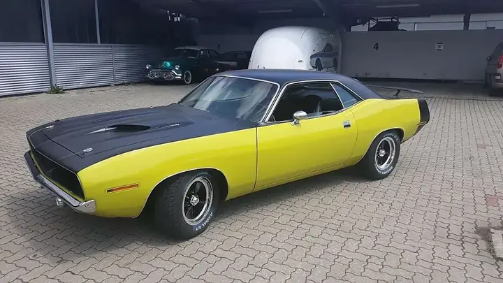 Plymouth Barracuda