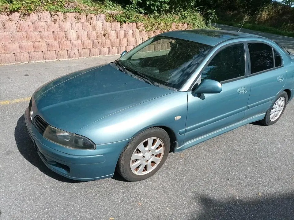 Mitsubishi Carisma