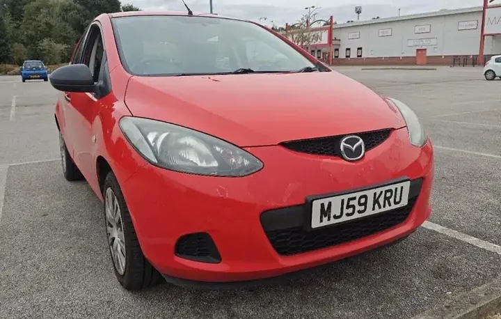 Mazda Mazda2
