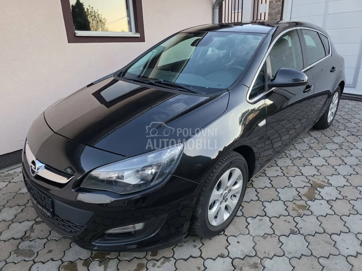 Opel Astra J