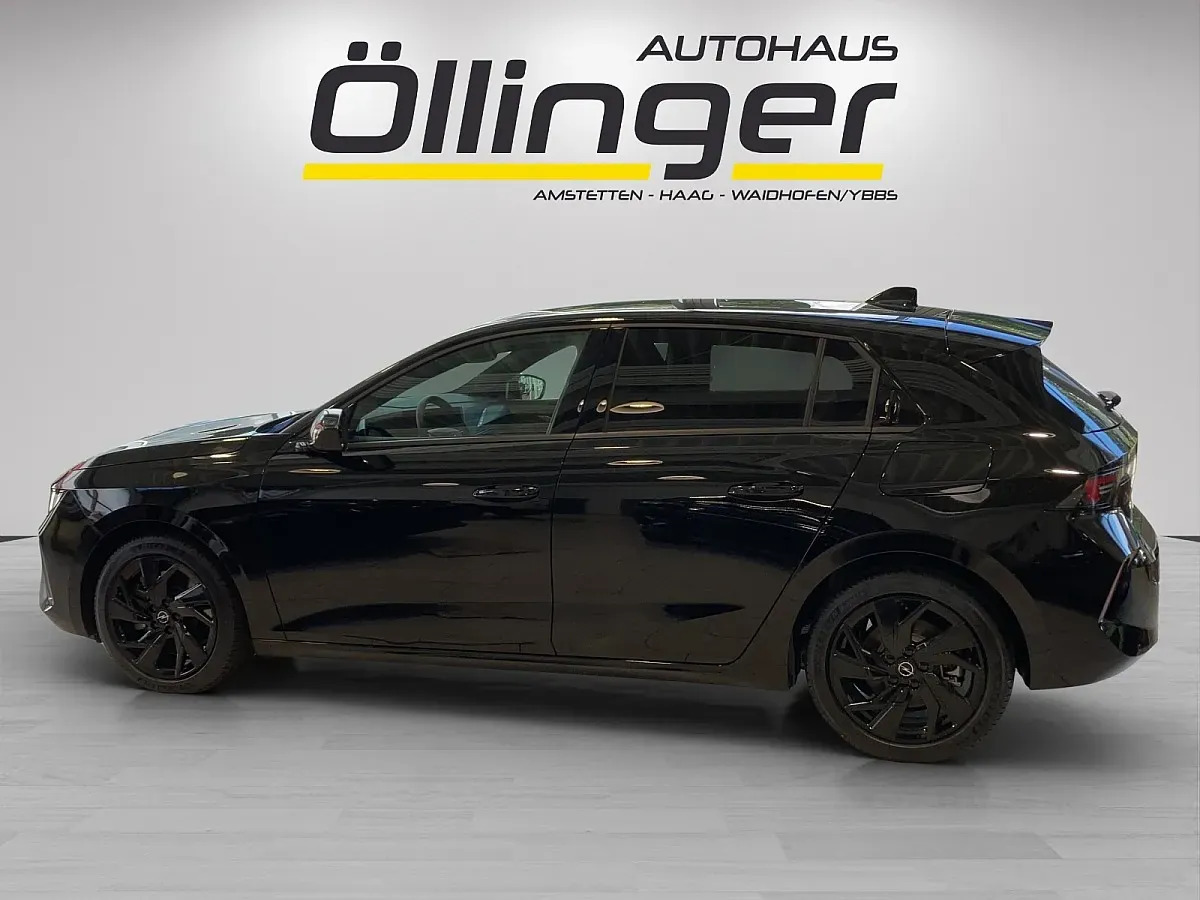 Opel Astra photo 2