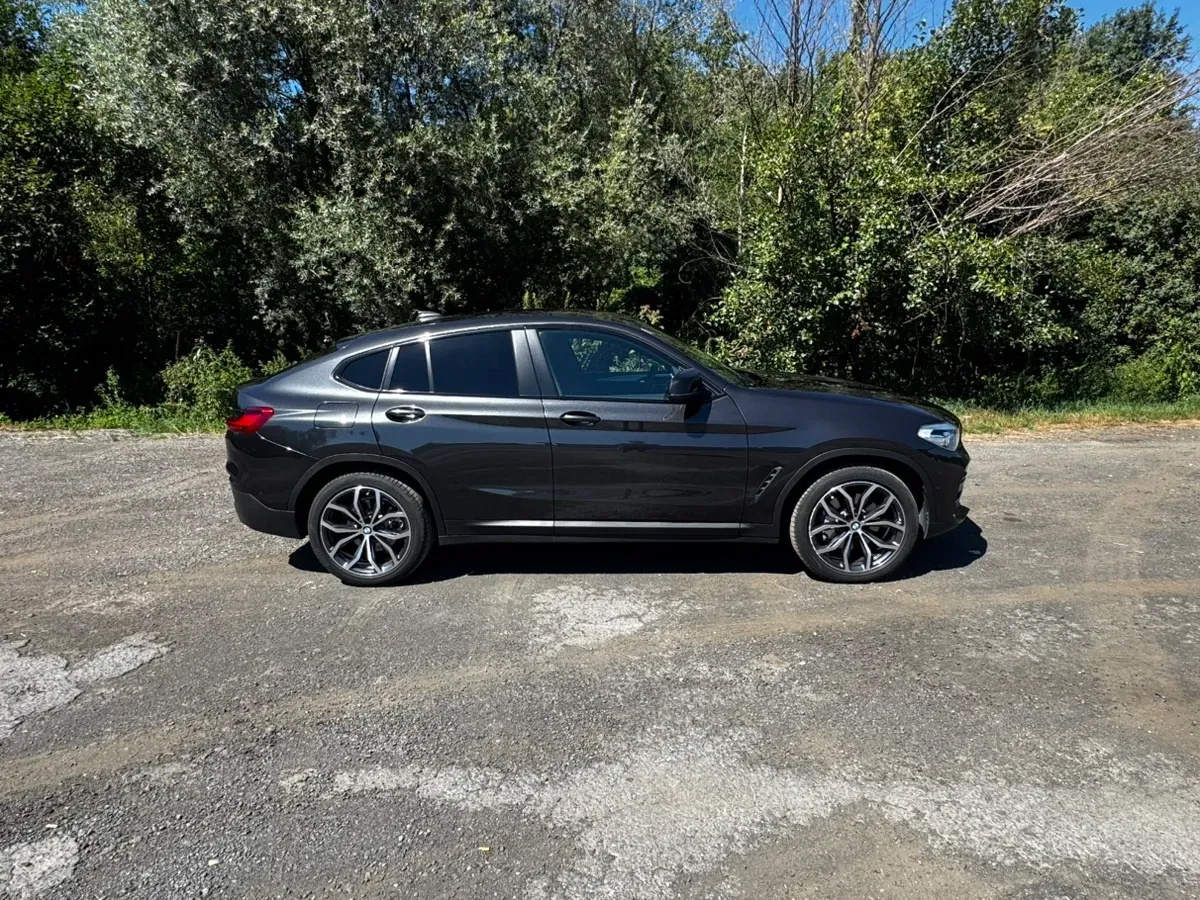 BMW X4 2019 photo 2