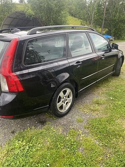 Volvo V50 2011 photo 3