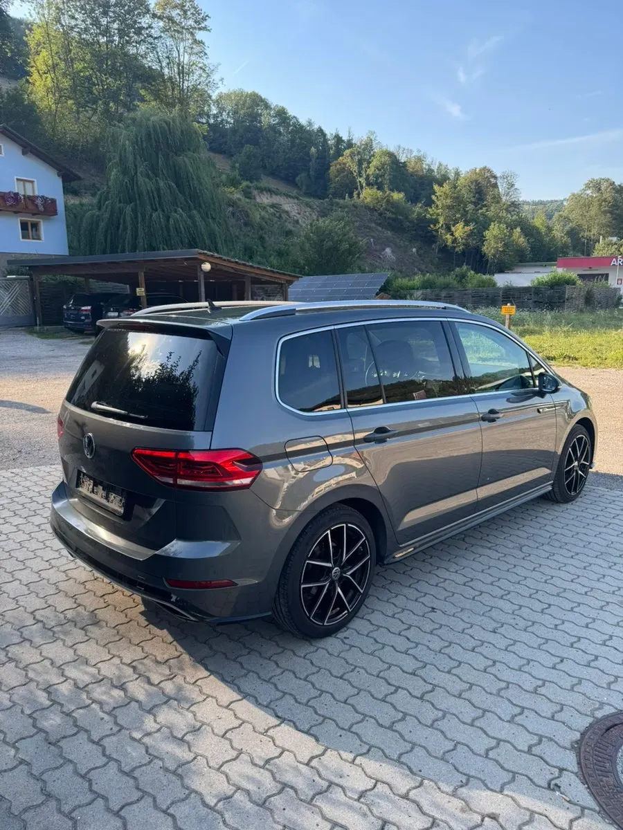 Volkswagen Touran 2016 photo 3