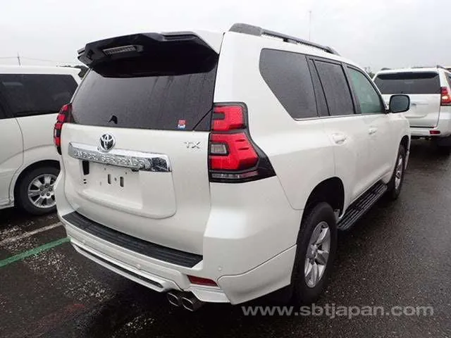 Toyota Land Cruiser Prado 2023 photo 4