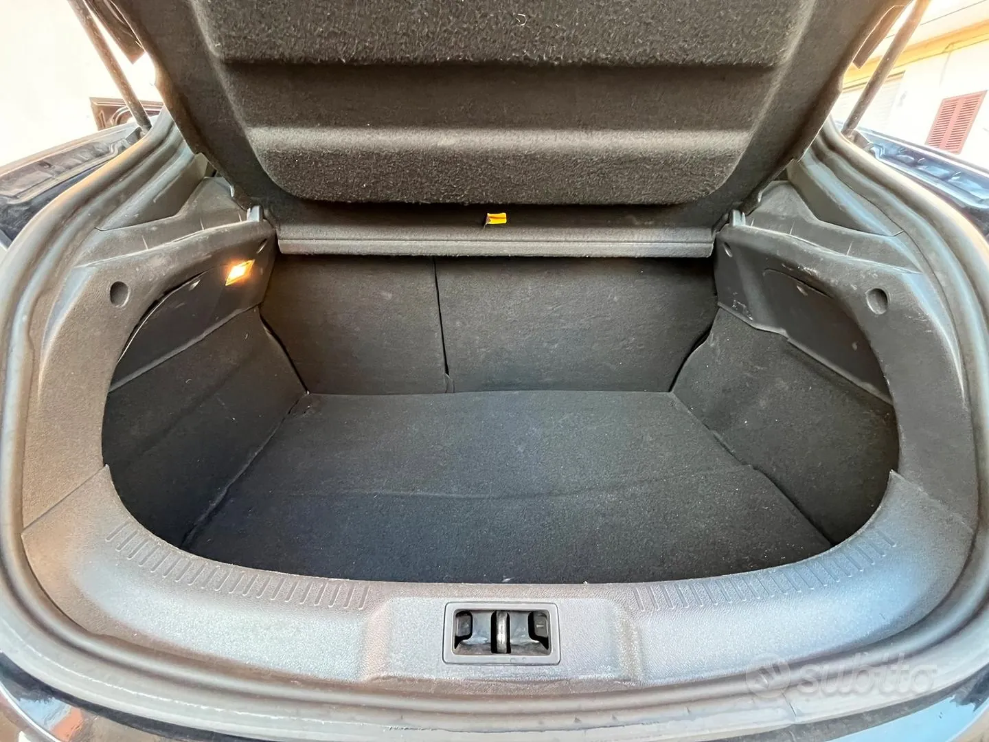 Renault Megane 2013 photo 4