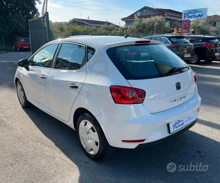 Seat Ibiza 2013 photo 3