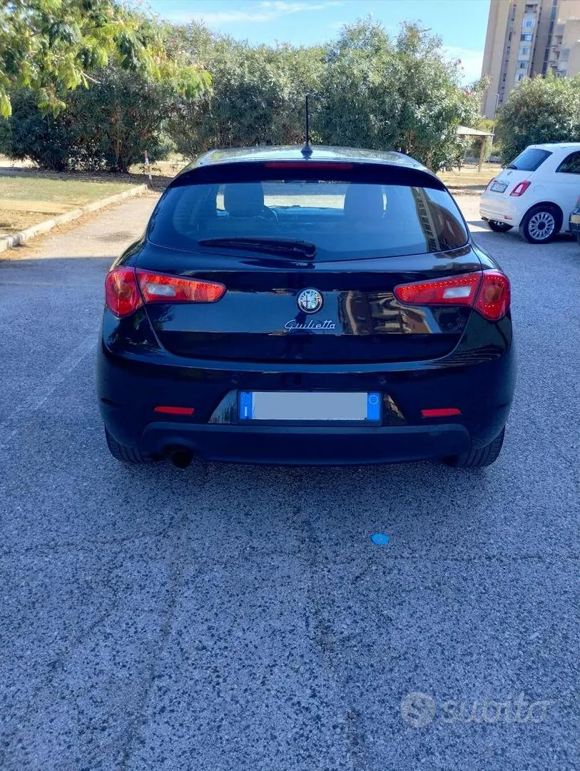 Alfa Romeo Giulietta 2014 photo 2