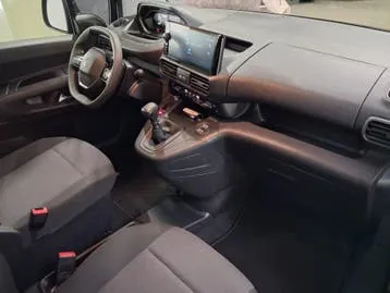 Peugeot Partner 2025 photo 2
