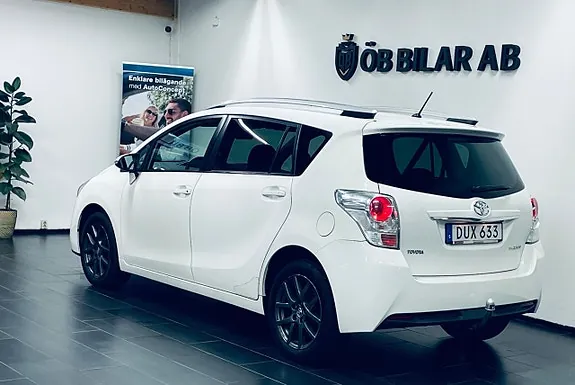 Toyota Verso 2016 photo 3