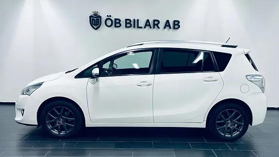 Toyota Verso 2016 photo 4