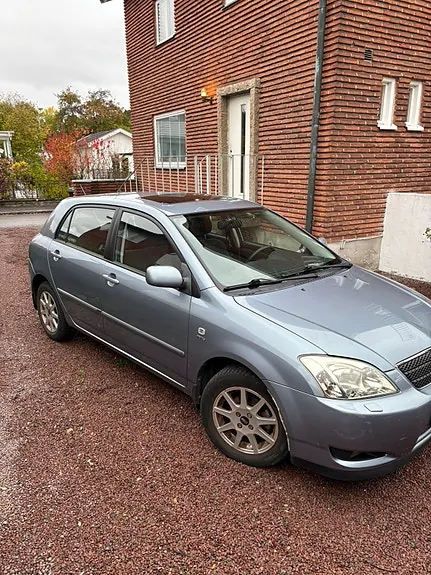 Toyota Corolla 2004 photo 2