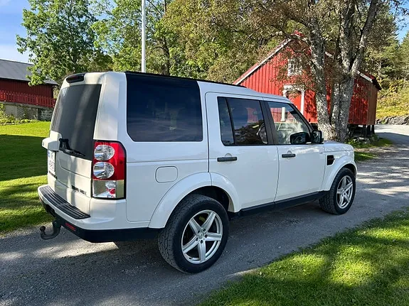 Land Rover Discovery 2010 photo 4