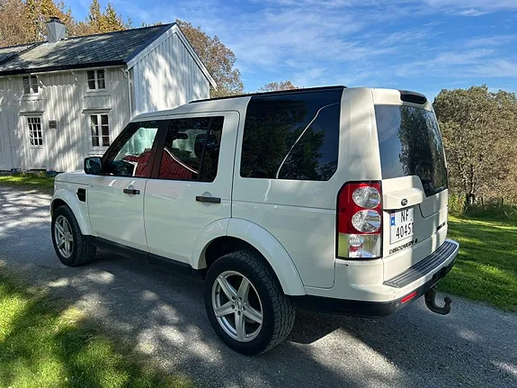 Land Rover Discovery 2010 photo 3