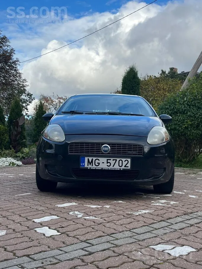 Fiat Grande Punto 2006 photo 3