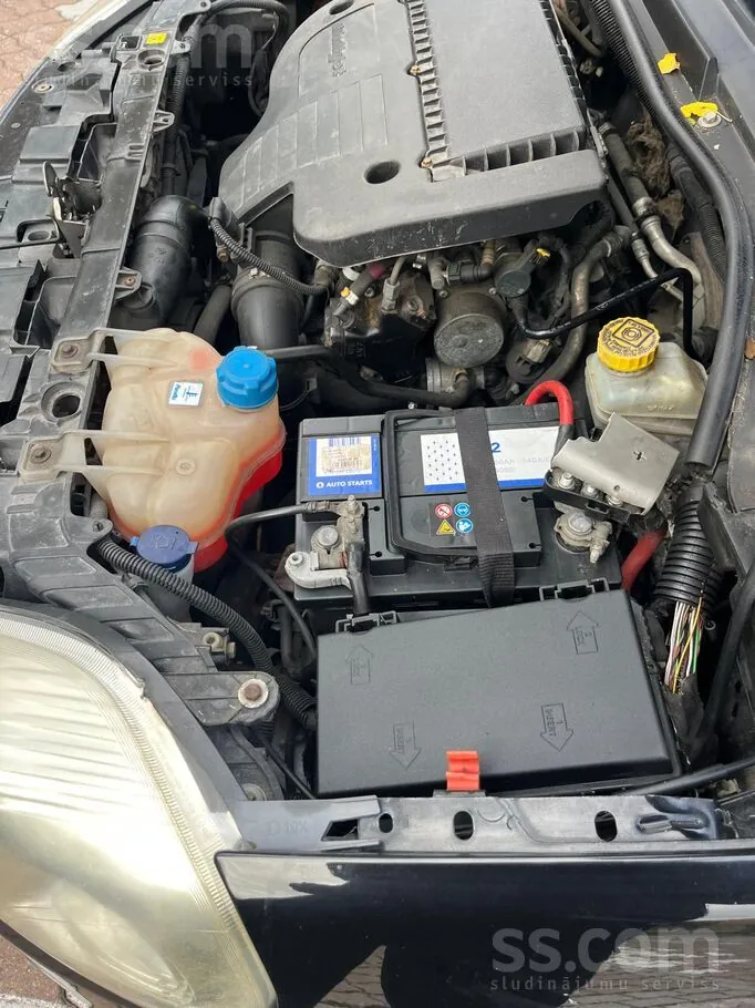 Fiat Grande Punto 2006 photo 4
