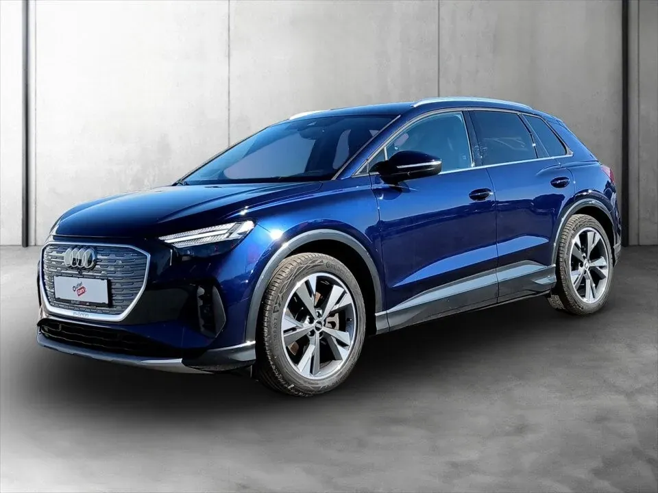 Audi Q4 2022 photo 2