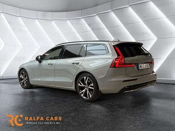 Volvo V60 2024 photo 3