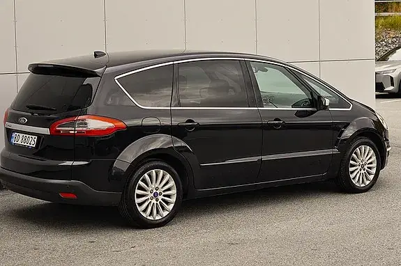 Ford S-Max 2014 photo 4