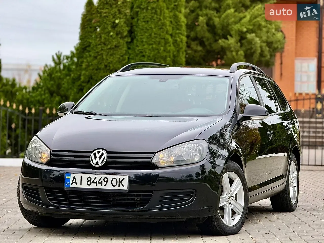 Volkswagen Golf 2011 photo 2