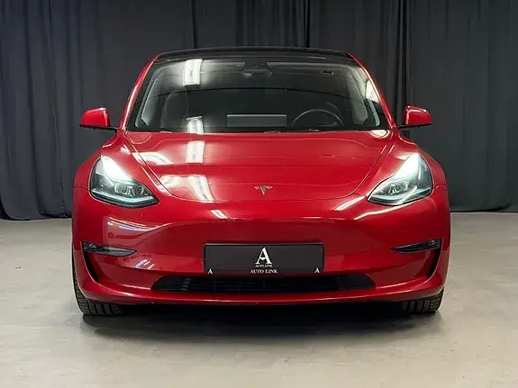 Tesla Model 3 2022 photo 3