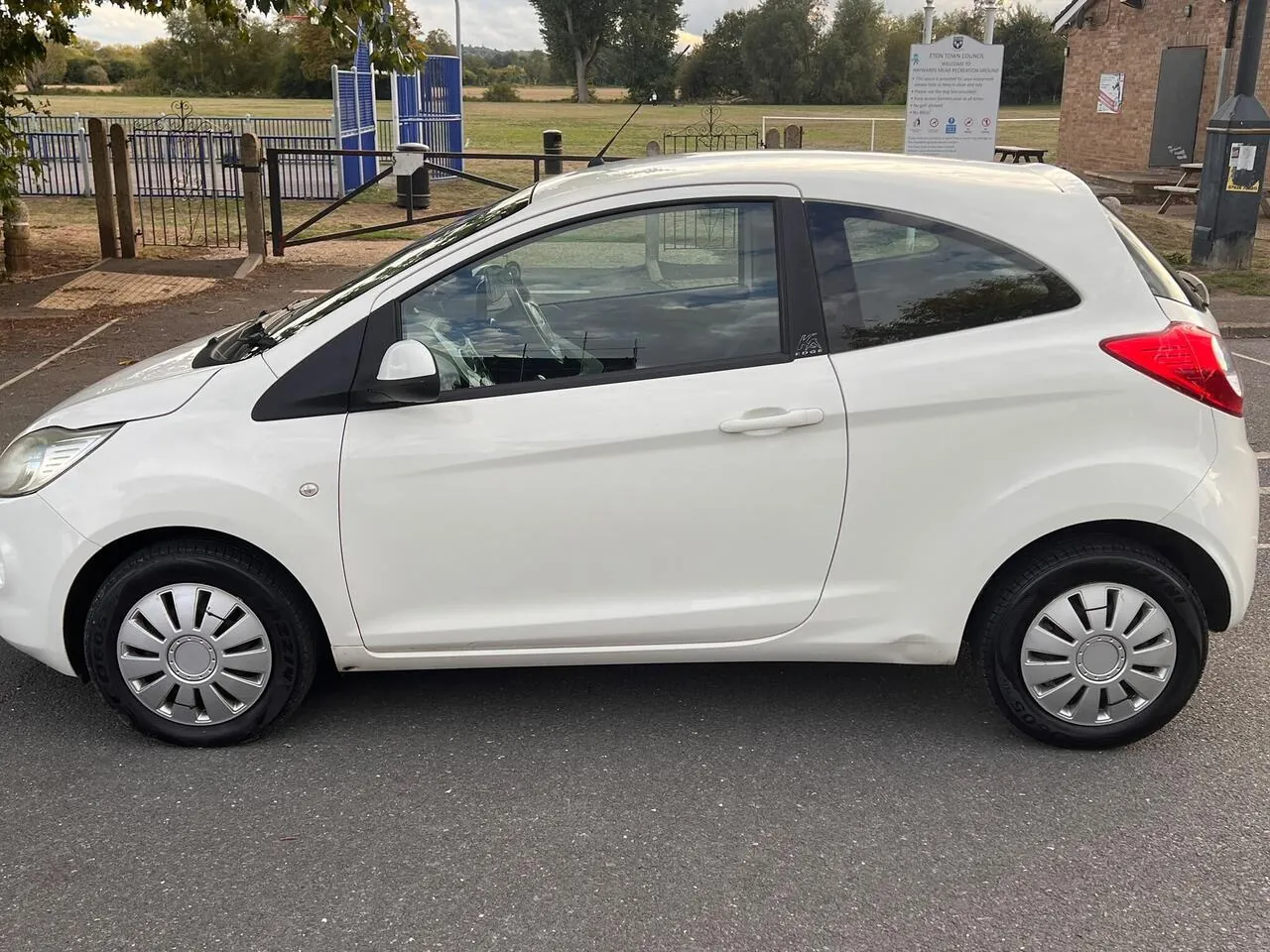 Ford Ka 2011 photo 5
