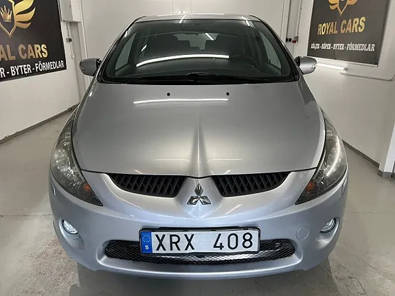 Mitsubishi Grandis 2006 photo 5