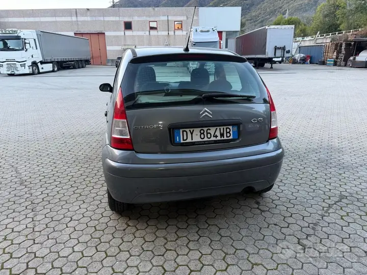 Citroen C3 2009 photo 2