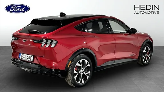 Ford Mustang Mach-E 2021 photo 2