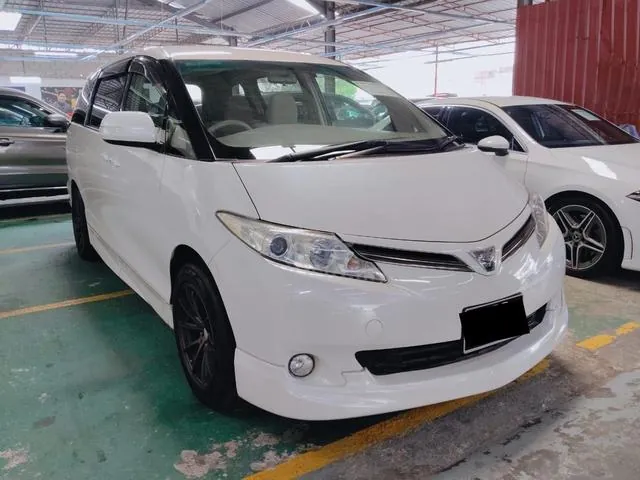 Toyota Estima