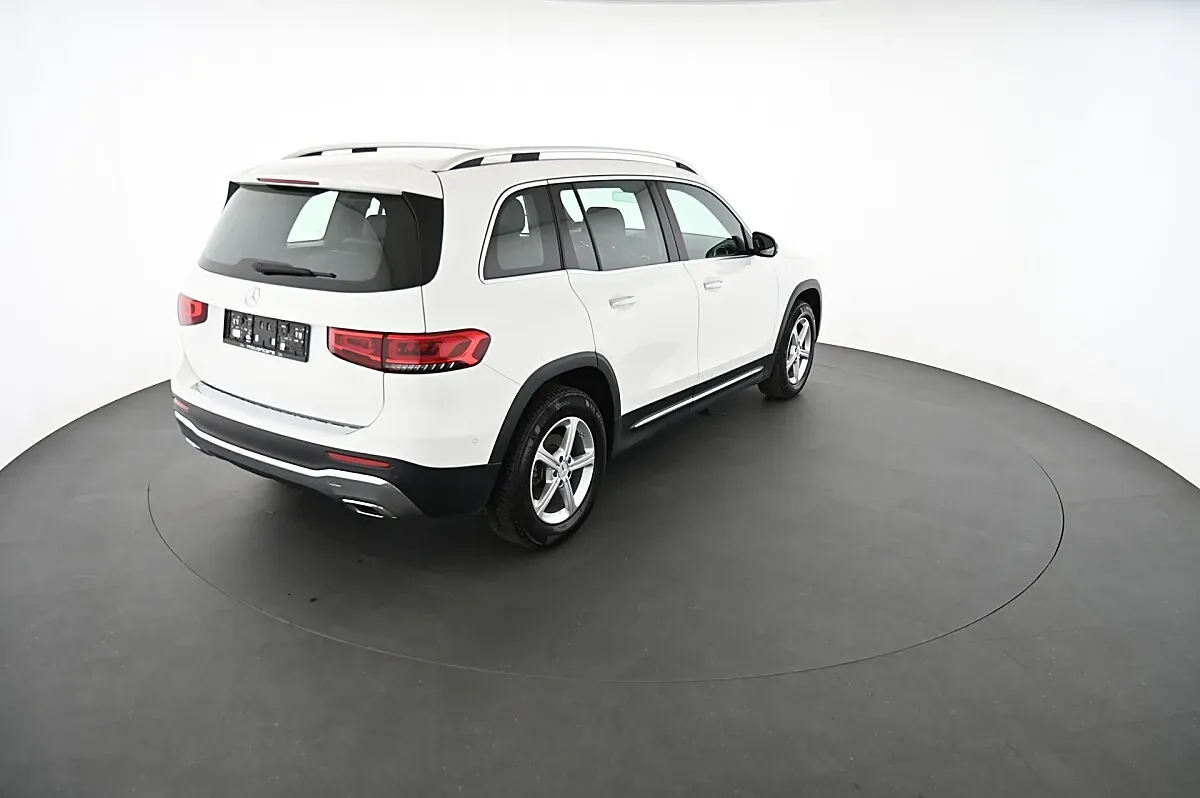 Mercedes-Benz Glb 2023 photo 2