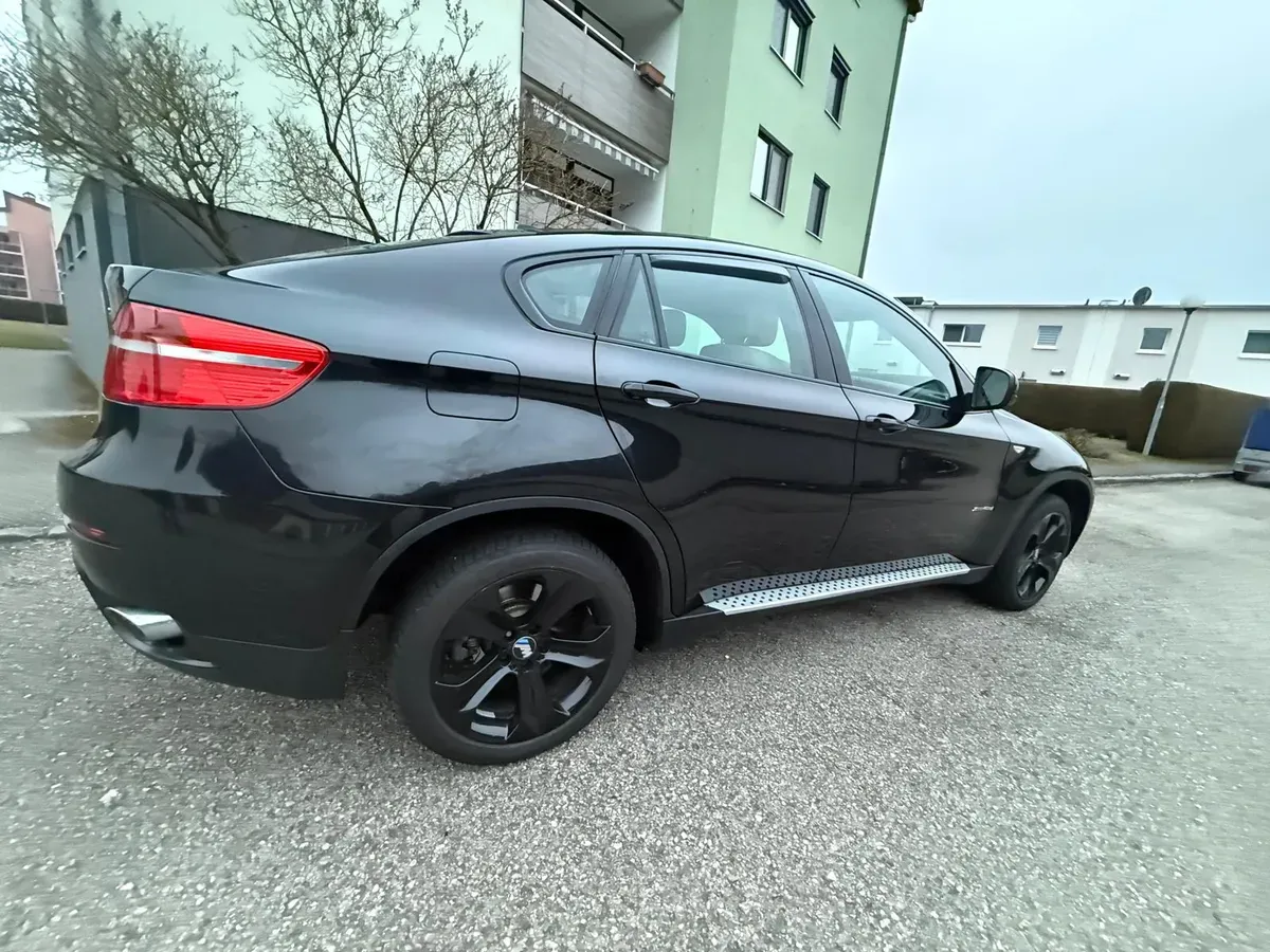 BMW X6 2010 photo 2