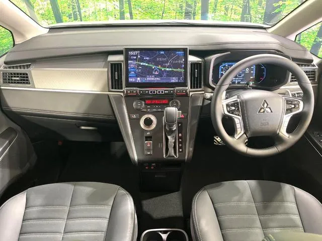 Mitsubishi Delica D 2026 photo 2