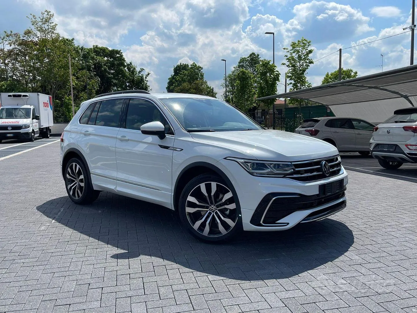Volkswagen Tiguan 2022 photo 2