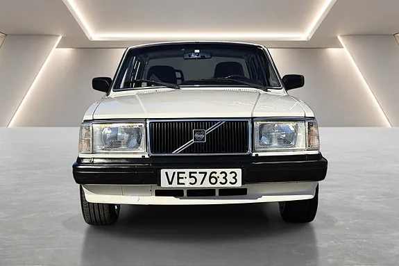 Volvo 240 1986 photo 4