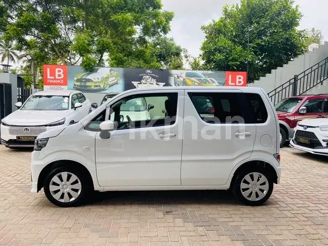 Suzuki Wagon R 2026 photo 2
