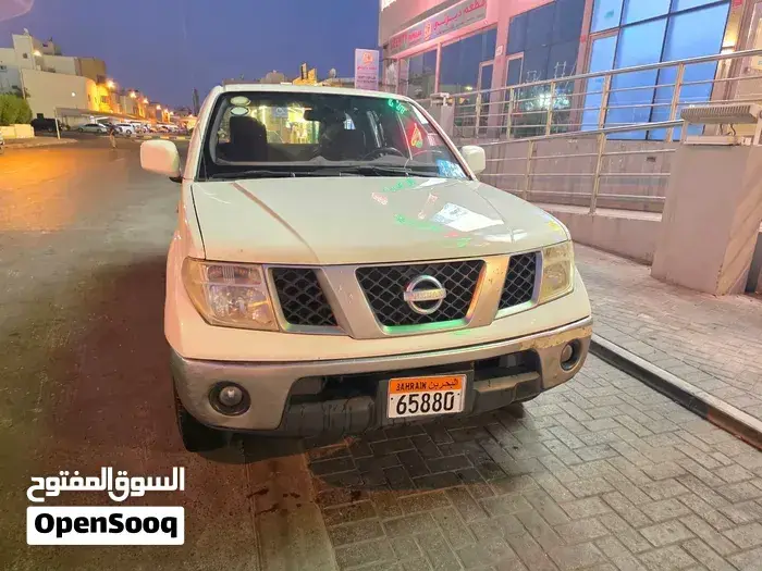 Nissan Navara 2010 photo 3