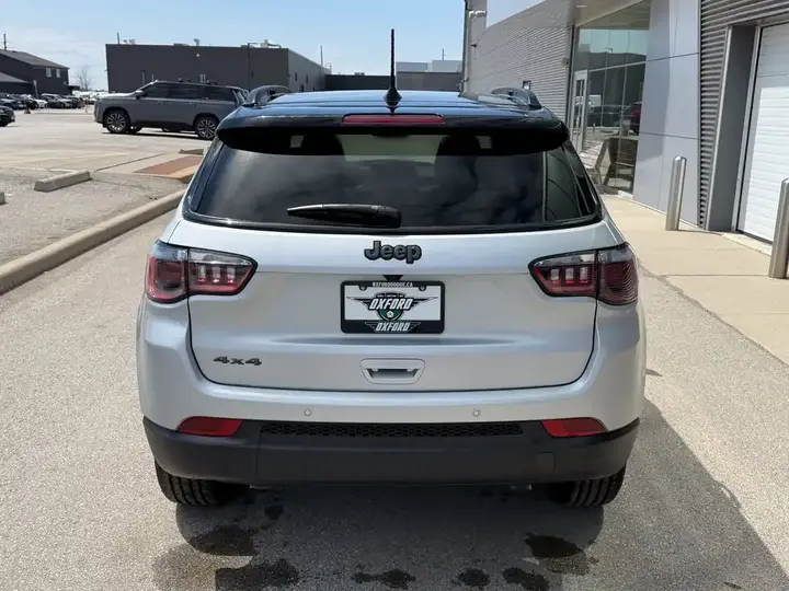 Jeep Compass 2026 photo 5