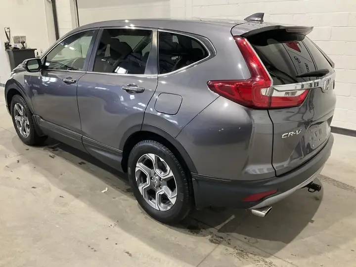 Honda Cr-V 2018 photo 2