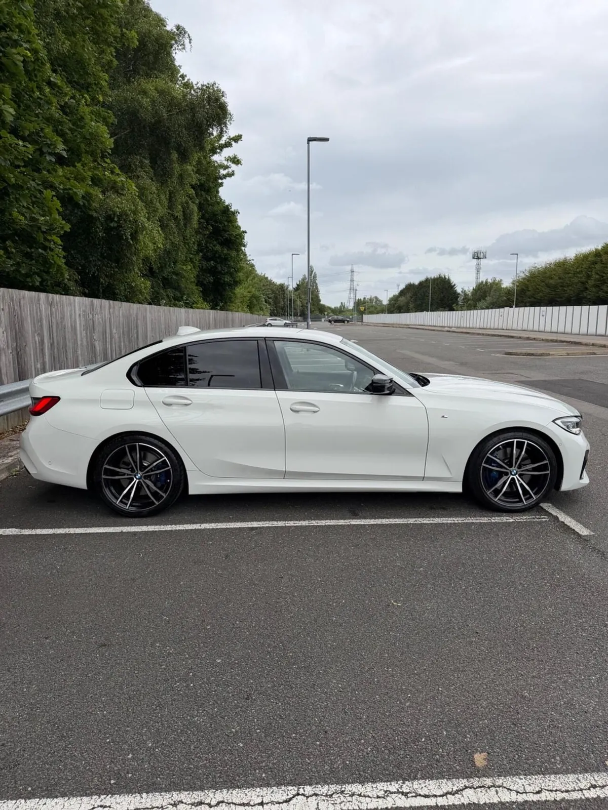 BMW 3 Series 2019 photo 5