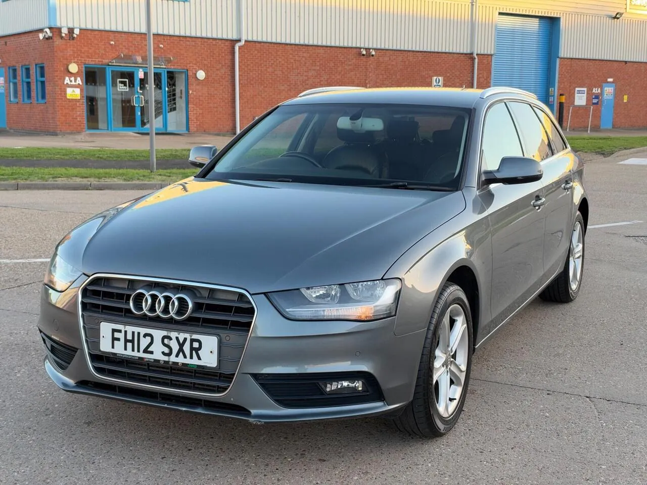 Audi A4 Avant 2012 photo 5
