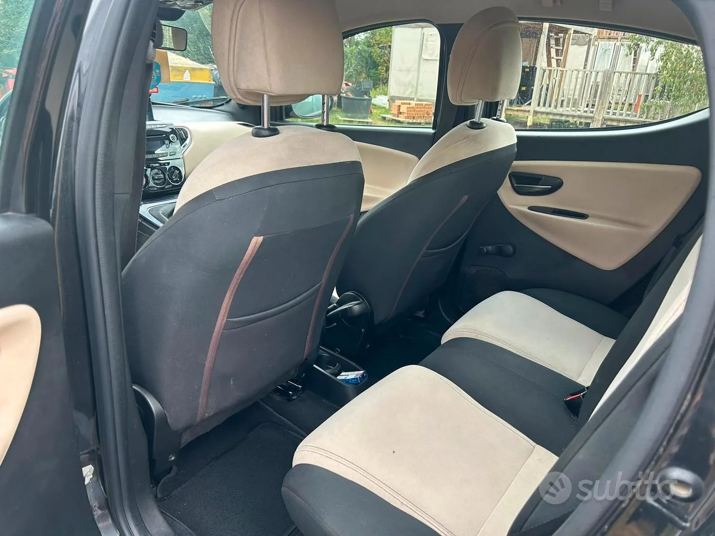Lancia Ypsilon 2014 photo 4