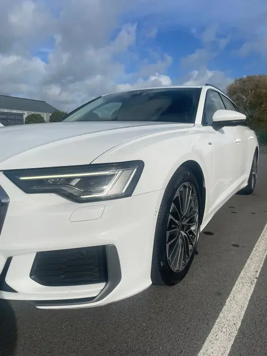 Audi A6 Avant 2021 photo 3