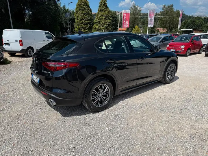 Alfa Romeo Stelvio 2020 photo 3