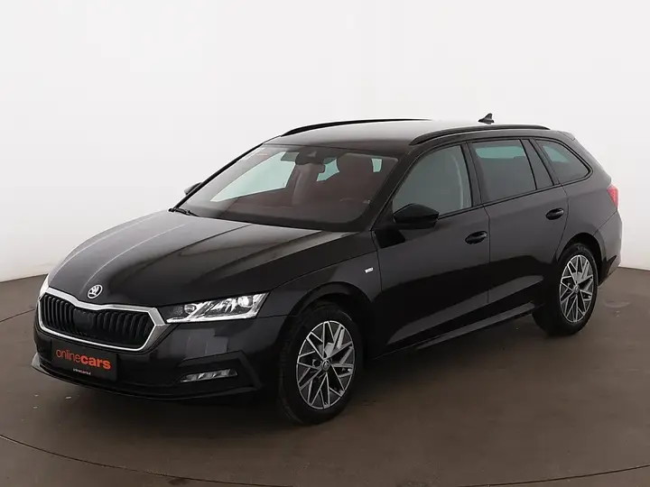 Skoda Octavia Combi 2023 photo 2