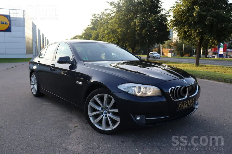 BMW 525 2010 photo 2