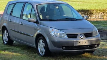 Renault Scenic 2005 photo 2